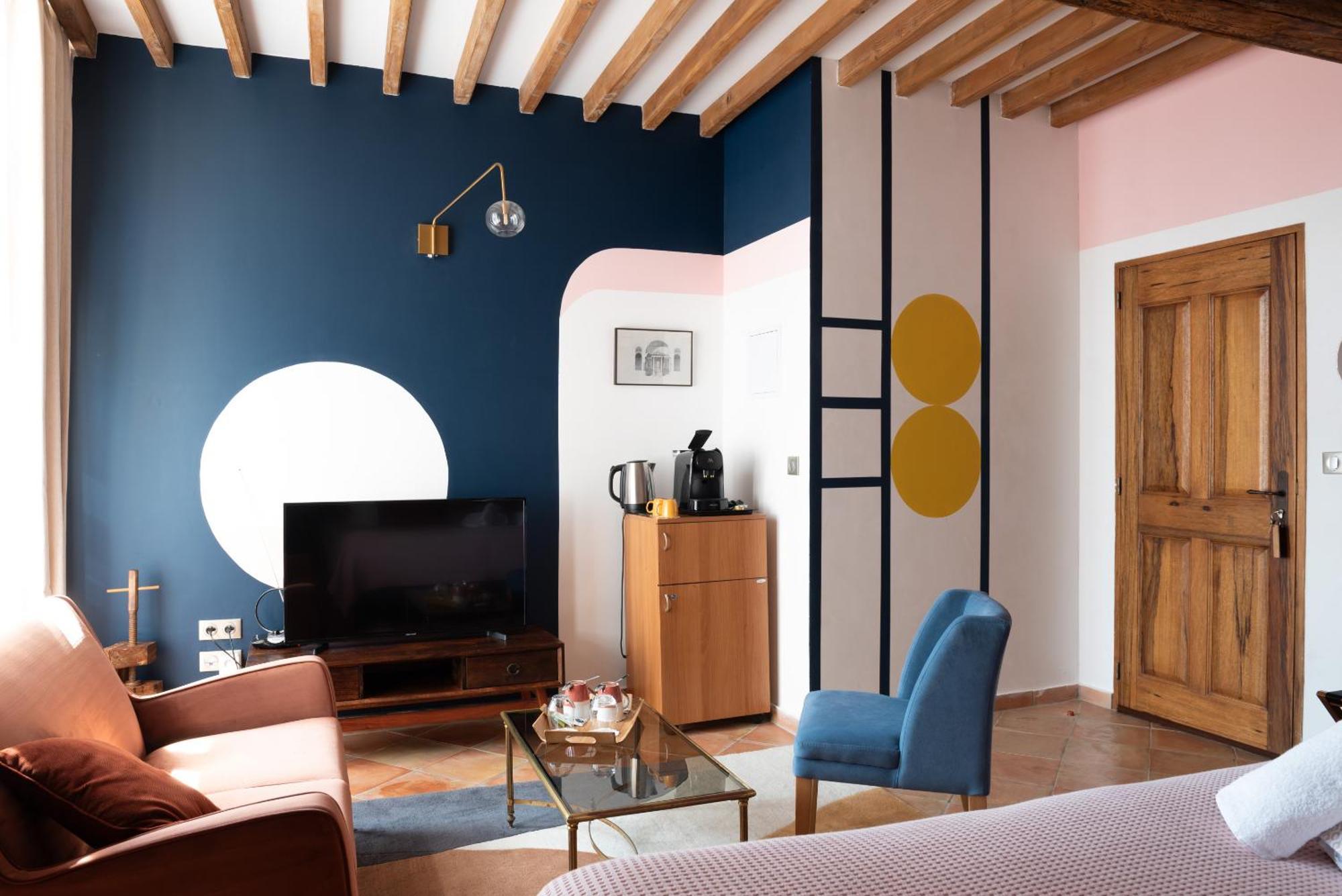 La Maison D'En Bas Des Seigneurs Cucuron Ruang foto